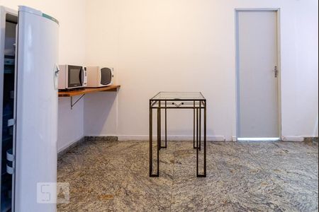 Casa para alugar com 450m², 8 quartos e sem vagaCozinha