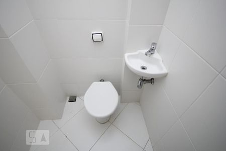 Apartamento à venda com 91m², 2 quartos e sem vagaBanheiro de Serviço