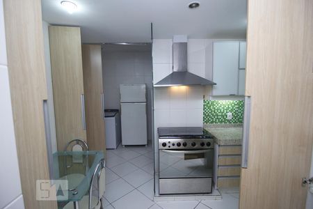 Apartamento à venda com 91m², 2 quartos e sem vagaCozinha