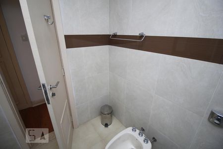 Apartamento à venda com 91m², 2 quartos e sem vagaBanheiro