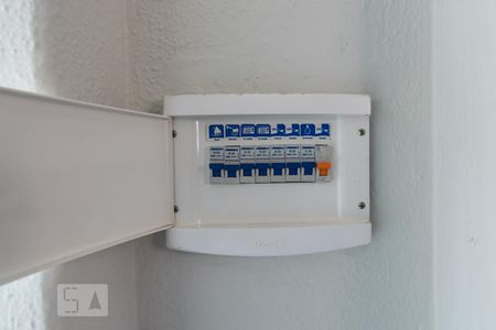 Apartamento para alugar com 65m², 2 quartos e sem vagaQuadro de luz