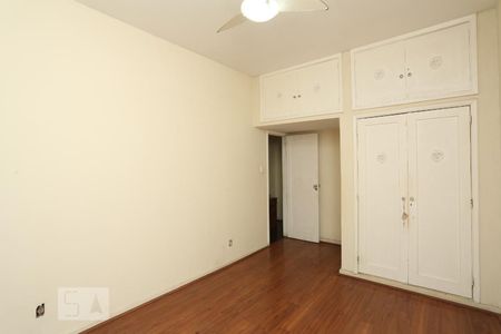 Quarto 1 de apartamento à venda com 3 quartos, 115m² em Copacabana, Rio de Janeiro