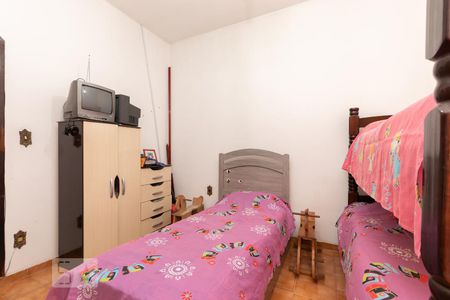 Casa à venda com 240m², 5 quartos e 2 vagasQuarto 3