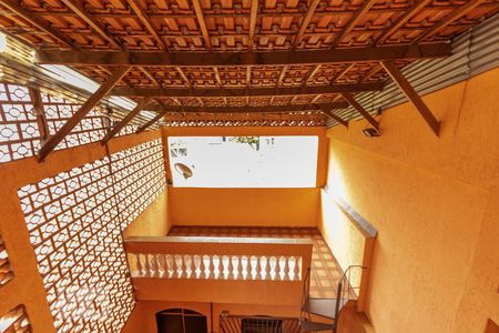 Casa à venda com 240m², 5 quartos e 2 vagasVista do quarto 2