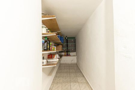 Casa à venda com 240m², 5 quartos e 2 vagasDespensa casa 2