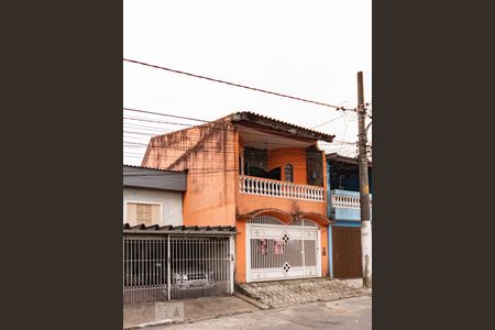 Casa à venda com 240m², 5 quartos e 2 vagasFachada 