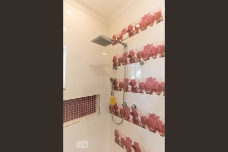 Casa à venda com 759m², 4 quartos e 8 vagasBanheiro suíte 1