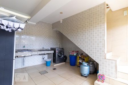 Casa à venda com 759m², 4 quartos e 8 vagasÁrea de Serviço