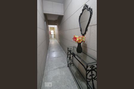 Apartamento à venda com 67m², 2 quartos e sem vaga Apartamento à venda com 67m², 2 quartos e sem vagaHall