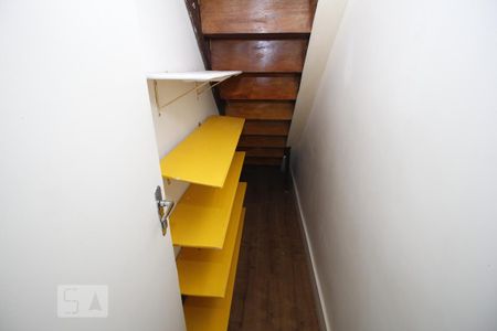 Despensa de casa para alugar com 2 quartos, 100m² em Humaitá, Rio de Janeiro