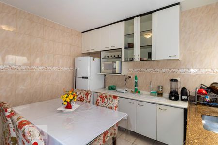 Casa para alugar com 90m², 3 quartos e sem vagaCozinha