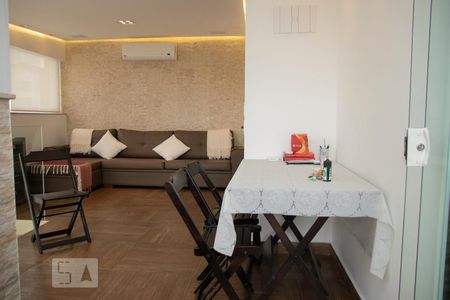 Apartamento à venda com 116m², 2 quartos e 2 vagasCobertura