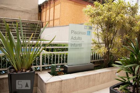 Apartamento à venda com 116m², 2 quartos e 2 vagasÁrea comum - Piscina