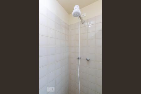 Banheiro Suite de apartamento para alugar com 1 quarto, 39m² em Itaim Bibi, São Paulo