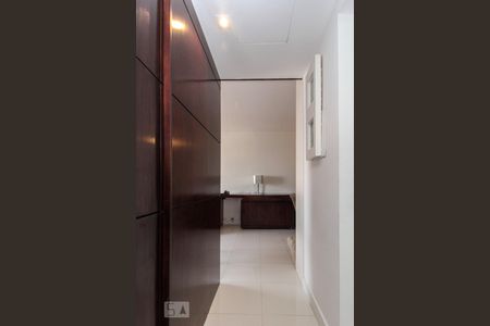 Apartamento à venda com 48m², 1 quarto e 1 vaga Apartamento à venda com 48m², 1 quarto e 1 vagaCorredor