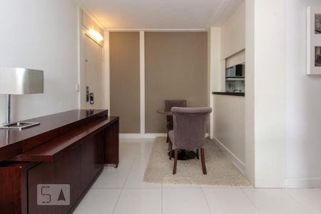 Apartamento à venda com 48m², 1 quarto e 1 vaga Apartamento à venda com 48m², 1 quarto e 1 vagaSala de jantar
