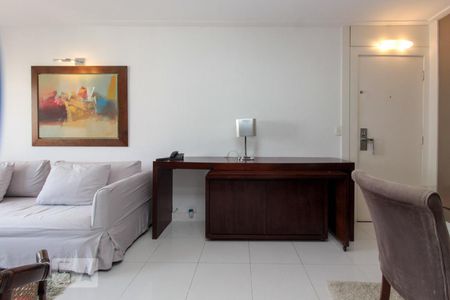 Apartamento à venda com 48m², 1 quarto e 1 vaga