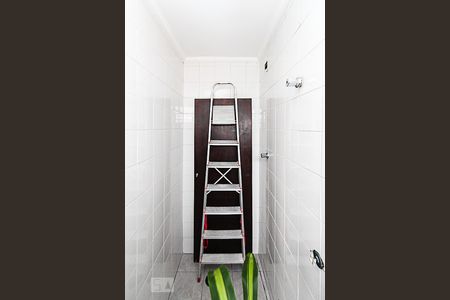 Casa à venda com 100m², 2 quartos e sem vagaCloset