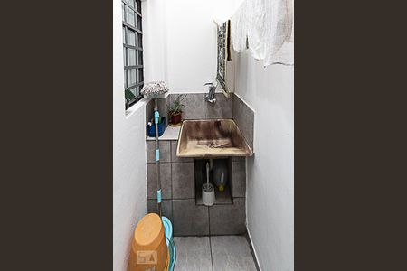 Casa à venda com 100m², 2 quartos e sem vagaÁrea de Serviço