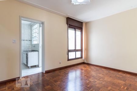 Sala de apartamento para alugar com 2 quartos, 56m² em São João, Porto Alegre