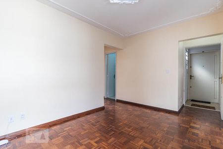 Sala de apartamento para alugar com 2 quartos, 56m² em São João, Porto Alegre