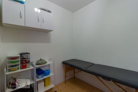 Casa à venda com 200m², 3 quartos e 2 vagasQuarto de Serviço