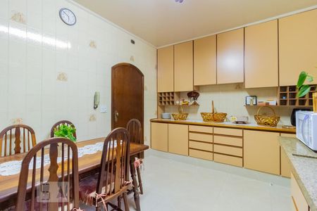 Casa à venda com 200m², 3 quartos e 2 vagasCozinha