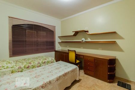 Casa à venda com 200m², 3 quartos e 2 vagasQuarto 2