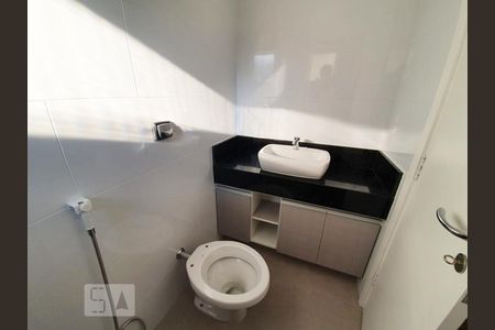Banheiro de apartamento para alugar com 1 quarto, 36m² em Santa Cecilia, São Paulo