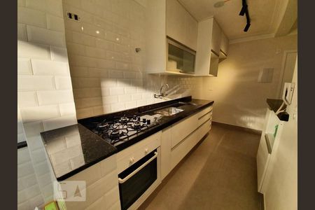 Cozinha de apartamento para alugar com 1 quarto, 36m² em Santa Cecilia, São Paulo