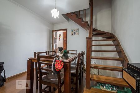 Casa à venda com 140m², 3 quartos e 2 vagas