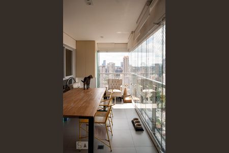 Varanda de apartamento à venda com 1 quarto, 66m² em Vila Olímpia, São Paulo