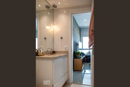 Apartamento à venda com 66m², 1 quarto e 1 vagaBanheiro 1