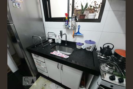 Cozinha de apartamento para alugar com 3 quartos, 70m² em Nova Petrópolis, São Bernardo do Campo