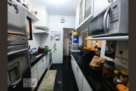Cozinha de apartamento para alugar com 3 quartos, 70m² em Nova Petrópolis, São Bernardo do Campo