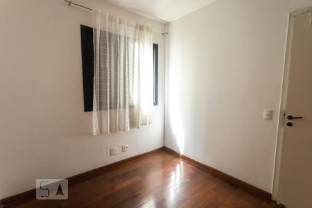 Apartamento à venda com 100m², 3 quartos e 2 vagasQuarto 2