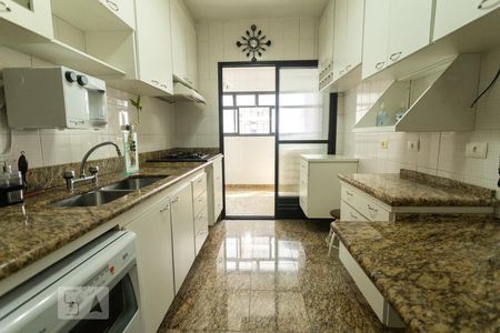 Apartamento à venda com 100m², 3 quartos e 2 vagasCozinha