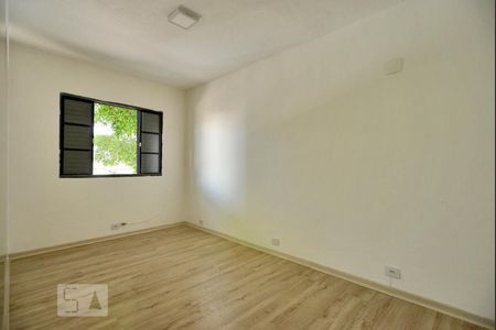 Casa à venda com 176m², 5 quartos e 1 vagaQuarto 4