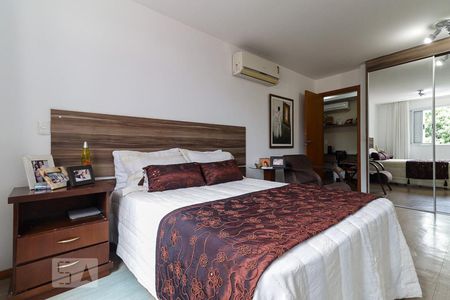 Apartamento à venda com 185m², 3 quartos e 3 vagasSuíte 2