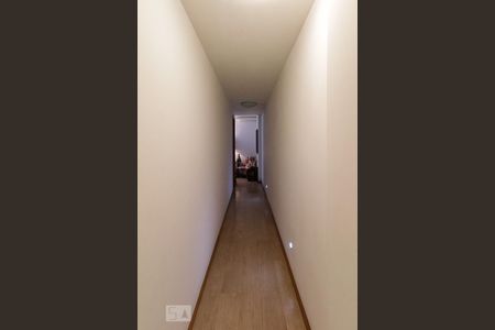 Apartamento à venda com 185m², 3 quartos e 3 vagasCorredor