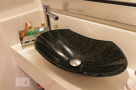 Apartamento à venda com 185m², 3 quartos e 3 vagasLavabo