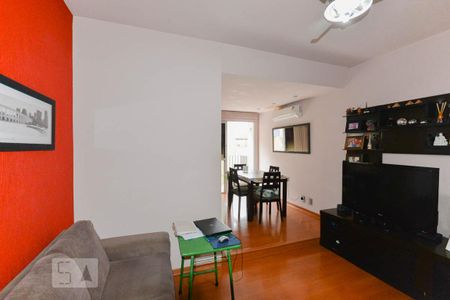 Apartamento para alugar com 78m², 2 quartos e sem vaga Apartamento para alugar com 78m², 2 quartos e sem vagaSala