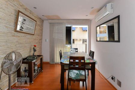 Apartamento para alugar com 78m², 2 quartos e sem vaga Apartamento para alugar com 78m², 2 quartos e sem vagaSala