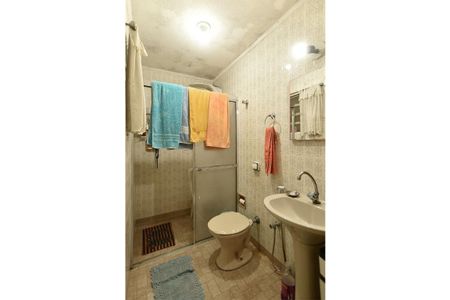 Casa à venda com 440m², 5 quartos e 8 vagasBanheiro 2