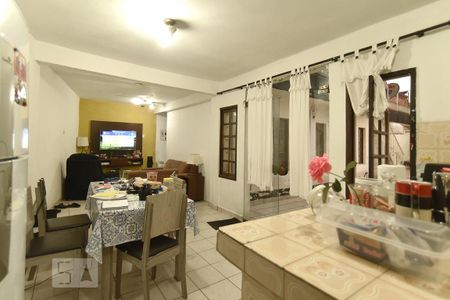 Casa à venda com 440m², 5 quartos e 8 vagasEdicula - cozinha e sala