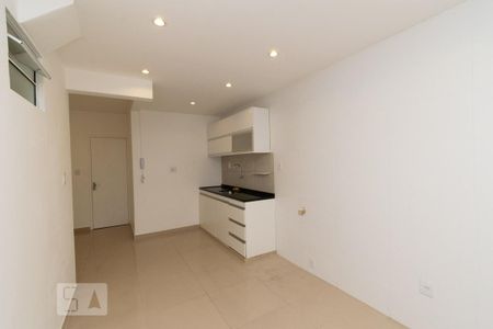 Apartamento para alugar com 85m², 2 quartos e 1 vagaCOZINHA