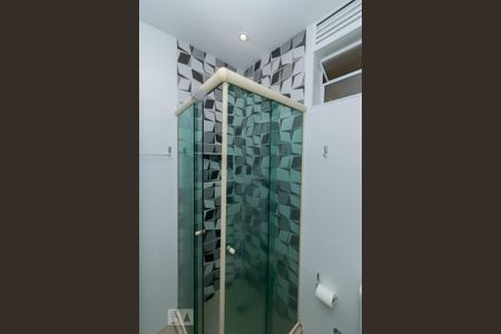 BANHEIRO SOCIAL de apartamento para alugar com 2 quartos, 85m² em Santa Rosa, Niterói