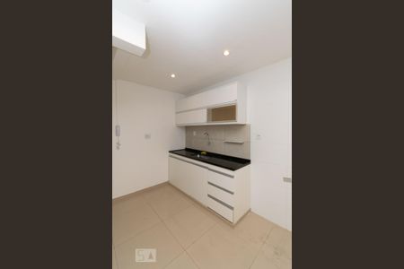 Apartamento para alugar com 85m², 2 quartos e 1 vagaCOZINHA