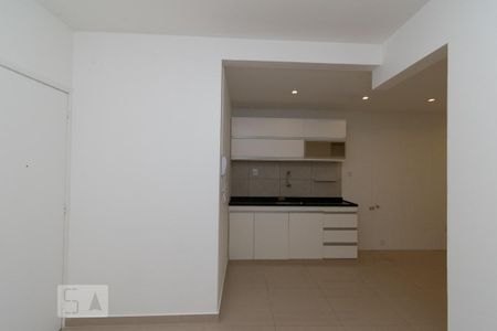Apartamento para alugar com 85m², 2 quartos e 1 vagaCOZINHA