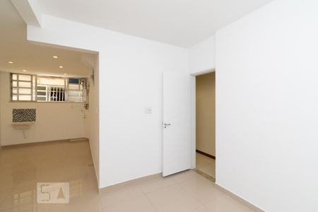 Apartamento para alugar com 85m², 2 quartos e 1 vagaCOZINHA